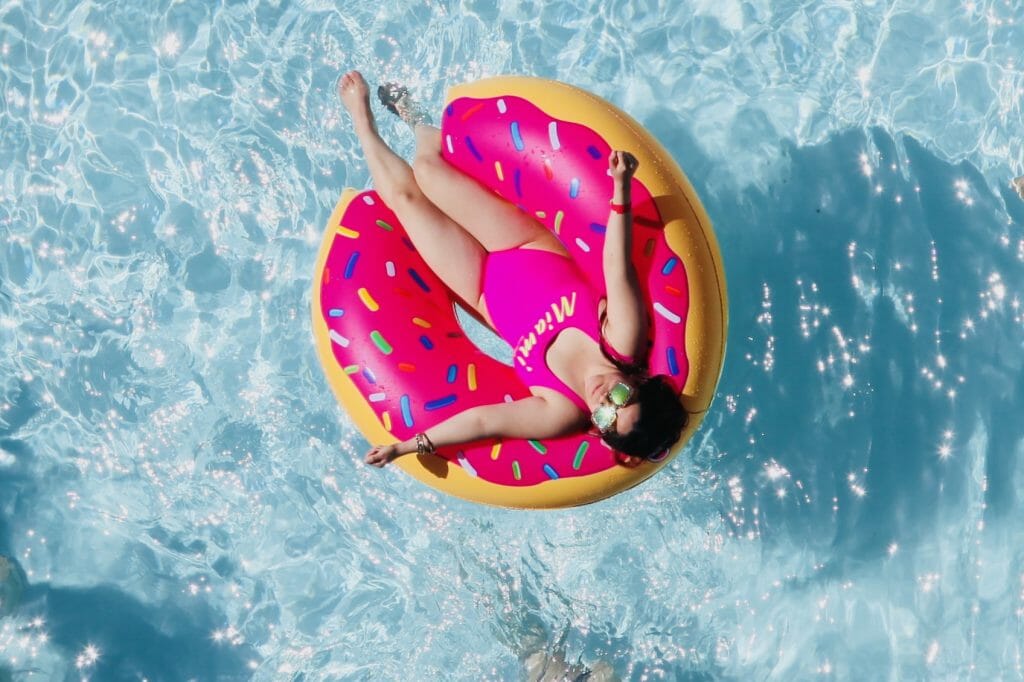 Donut Swim